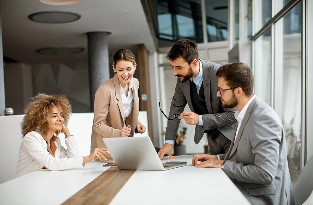 Külastaja liikumine kodulehel peab olema loogiline ja lihtne. Struktuur, disain ja kasutusloogika moodustavad selge kasutajakogemuse.